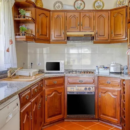 Vakantiehuis Carcavelos With Pool, Cleaning Included Carcavelos (Coimbra)