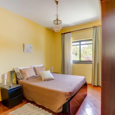 Vakantiehuis Carcavelos With Pool, Cleaning Included