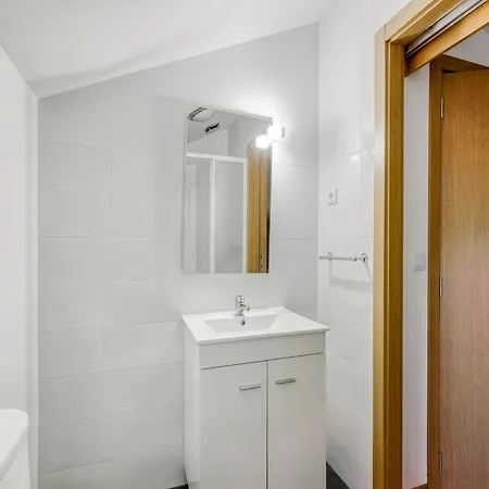 Carcavelos With Pool, Cleaning Included Vakantiehuis