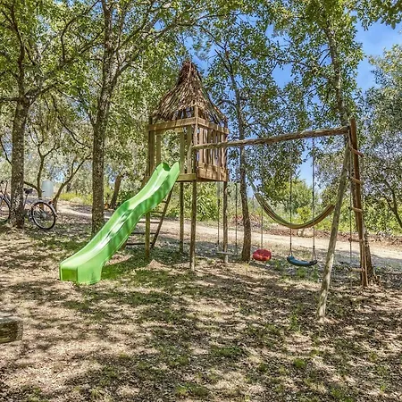 Carcavelos With Pool, Cleaning Included Vakantiehuis *